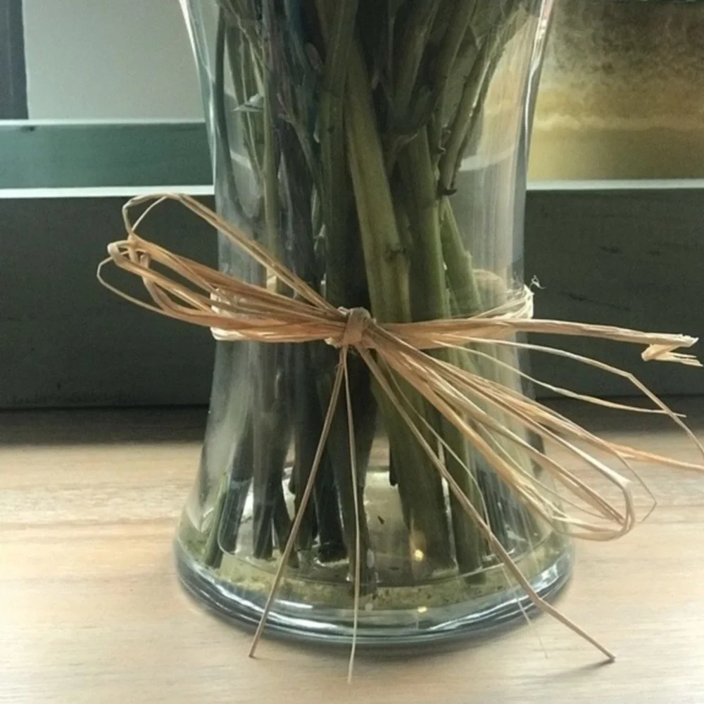 N/A simple glass